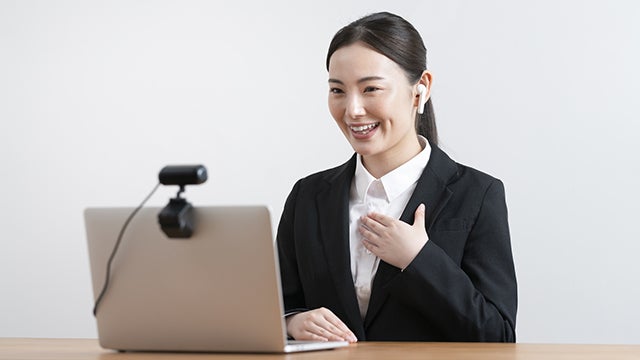 Web面接でイヤホンは必要?マナーや選び方を解説!