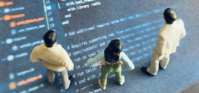 システム開発とは?開発の流れ、PM・SE・プログラマーの役割や年収、求められるスキルを紹介