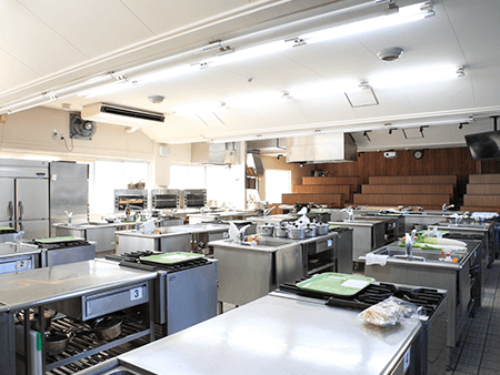 階段つきの部屋