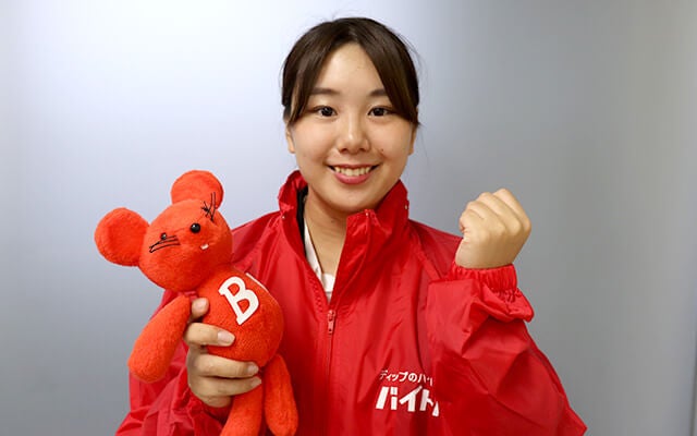 仕事前に気合十分の田中さん