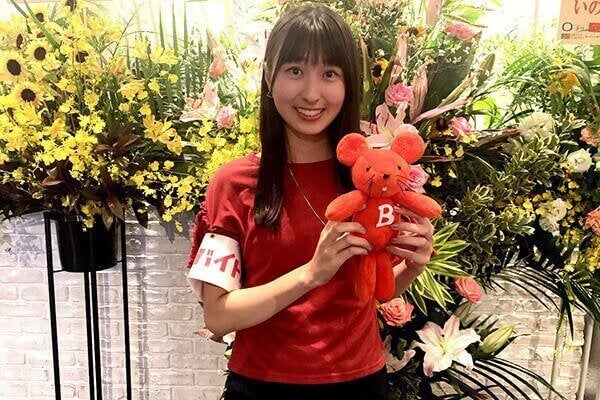 緊張気味の多田さん
