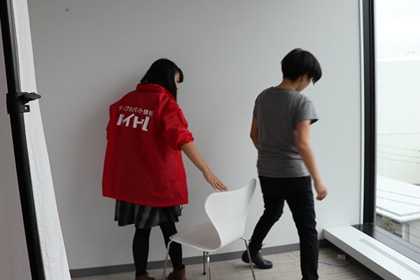 東啓介
