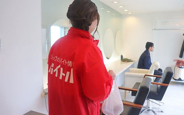 楽屋へ向かいます