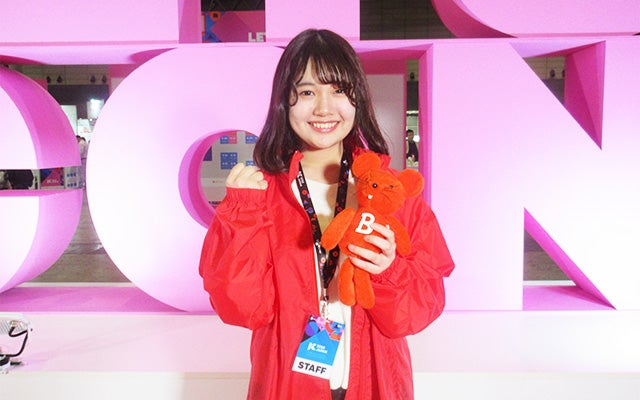 笑顔の内田さん画像