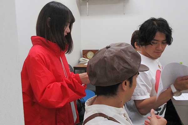 仕事中の田端さん