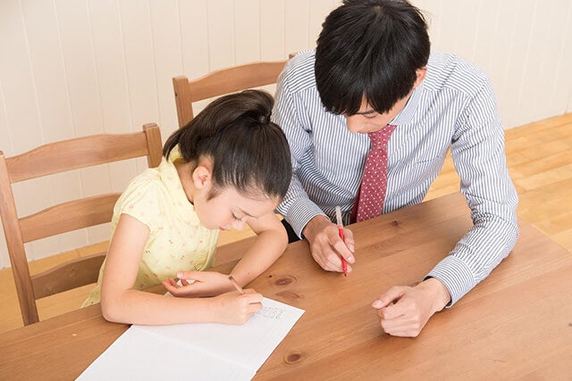 家庭教師と塾講師どっちが魅力的?現役アルバイターに聞いてみた