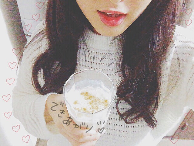 ミキサー不要!黒酢バナナ豆乳ドリンクで美肌になろう♪3