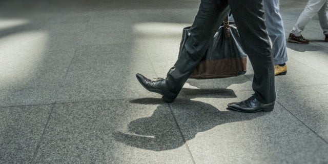 【面接Q&A】面接で怒られない「服・靴」の基本ルール