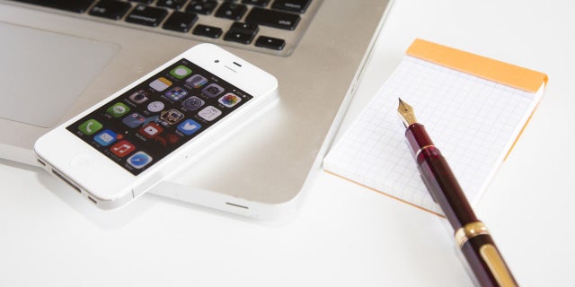 【面接Q&A】面接終了後は御礼するべき?(電話・メール)