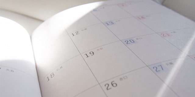 【面接】「土日や祝日も入れる?」の答えかた(断りかた)