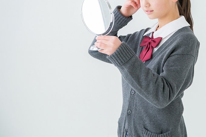 髪型やメイクなど、服装以外はどうする?