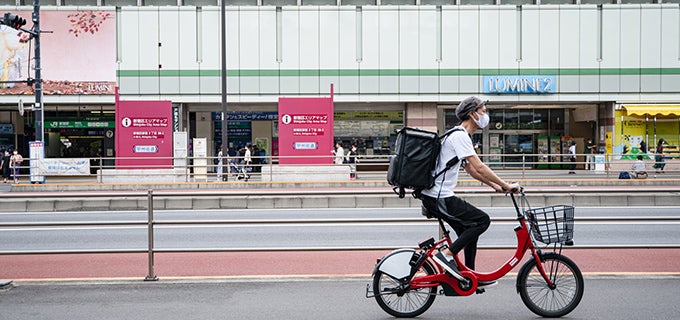 フードデリバリーのバイトとは?ウーバーイーツ・出前館など解説