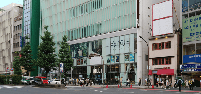 【施設】新宿ピカデリー|駅チカが便利な映画館