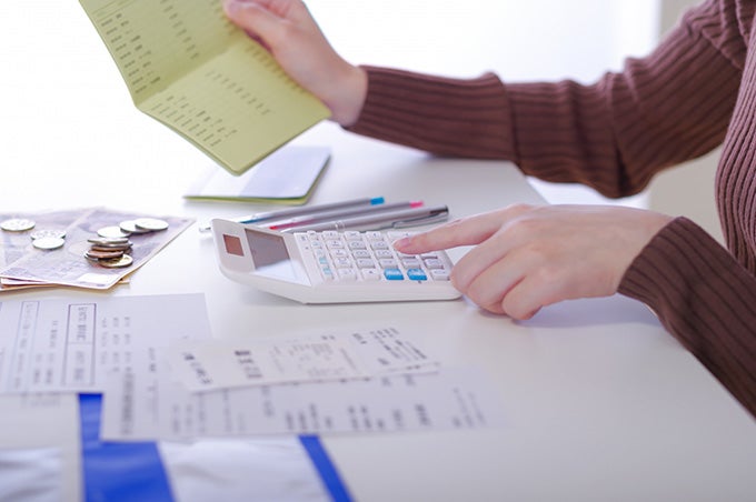 フリーターが年収103万円を超えてしまったらどうなる?