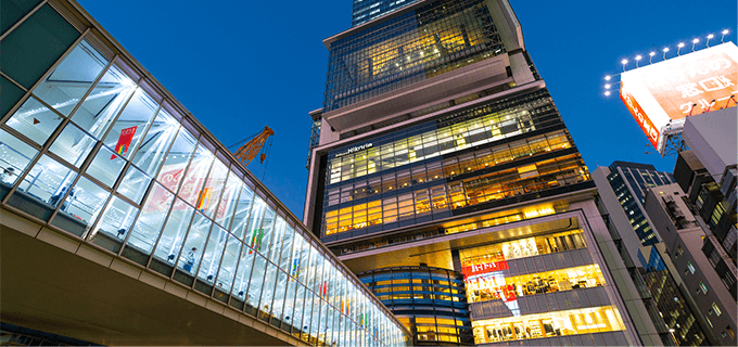 渋谷ヒカリエ|ショッピング・芸術・音楽まで幅広く楽しめる複合施設