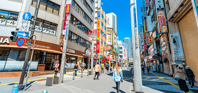 サンシャイン60通り|家族・友達と楽しめる!エンタメ要素盛りだくさんの大通り