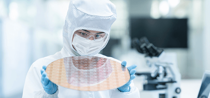 半導体製造工場の仕事はきつい!?理由とメリットについて紹介!