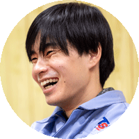 テクノスマイルで働く正社員の岡本さん