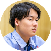 テクノスマイルで働く正社員の白石さん