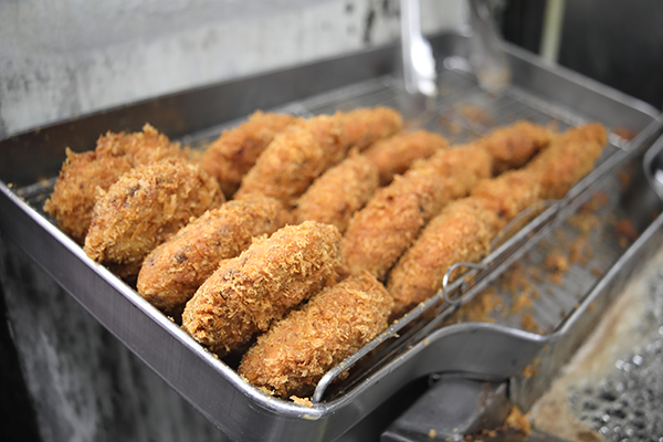 魅力②|種類豊富でおいしい!お惣菜も人気の秘訣