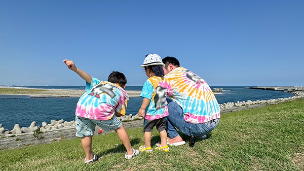 2人のお子さんと休日を楽しむMさん